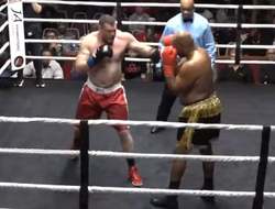 фото - 59-летний супертяж Макколл одержал вторую кряду досрочную победу: видео