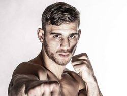 фото - Претендент для Бетербиева. Хирн купил право на бой Смита и Бодерлика