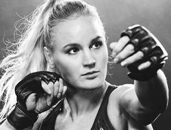 фото - Всё дело в Валентине Шевченко. Президент UFC встал на защиту наилегчайшего веса