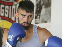 фото - Бой небитых проспектов: Артур Бетербиев против Джеффа Пейджа