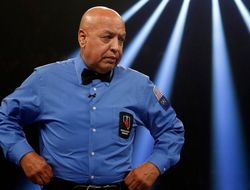 фото - Известный рефери Джо Кортез в реанимации «на кислороде» — коронавирус