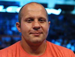 фото - Тренер Емельяненко: Ведём переговоры со всеми организациями