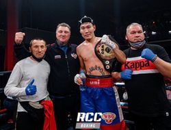 фото - Сенсационный Лопсан побил «нового Ломаченко» Гаджиева и защитил титул