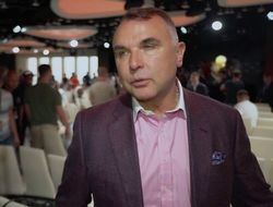 фото - Почему в контракте на бой Ломаченко–Лопес не было пункта о реванше? Отвечает Климас 