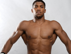 фото - Энтони Джошуа травмирован, боя с Джонсоном не будет