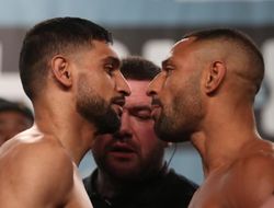 фото - Взвешивание Келла Брука и Амира Хана: результаты, видео