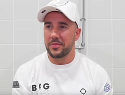 фото - «Снимаем шляпы перед Усиком». Тренер Джошуа о реванше, критике и третьем бое