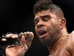 Glory: Алистар Оверим снялся с боя против Рико Верхувена 