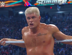 фото - WWE SummerSlam 2023: Роудс побил Леснара в четвёртой схватке здоровяков