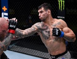 фото - Лучшие моменты боя Александар Ракич — Энтони Смит: видео