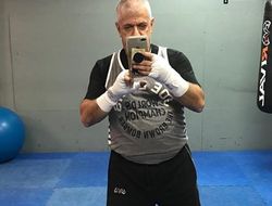 фото - Морозные покатушки Усика, «жирный ублюдок» Анбер, камин почёта Нуньеш — соцсети