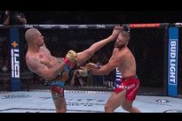 Перейра нокаутировал Прохазку в реванше. Видео лучших моментов UFC 303