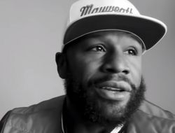 фото - Мейвезер поддержал игрока из NBA, ждёт антивакс-революцию — видео