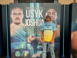 фото - Александр Усик показал фото с осликом и модным перстнем: до реванша 5 дней