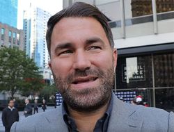 фото - Эдди Херн — о ситуации с дебютом Усика и возможном поединке с Уайлдером