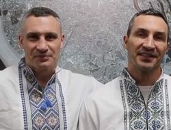 фото - Братья Кличко отреагировали на отъезд Усика из Украины