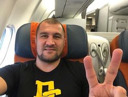 фото - Ковалёв на пути в Лос-Анджелес, рейтинг стран по количеству чемпионов, Top Rank — дом для бойцов из топа Р4Р — соцсети 