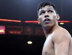 фото - Годный бой полулегковесов: Хесус Рохас трижды уронил и дожал небитого Лопеса