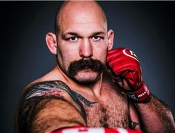 фото - Тимоти Джонсон опасается предвзятого судейства в России: «Нужно нокаутировать Емельяненко»