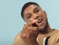 фото - Джошуа ответил фанату, кого бы выбрал в соперники — Уайта или Фьюри