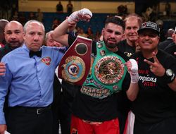 фото - Постол не сумел отобрать титулы WBC и WBO у Рамиреса