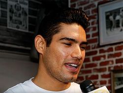 фото - Хильберто Рамирес хочет поочерёдно Ковалёва, Бетербиева, Гвоздика и Бивола