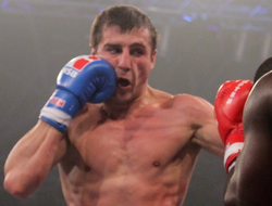 фото - Александр Гвоздик досрочно перебил опытного Айзека Чилембу