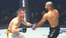 Мокаев взял чемпионский титул: видео