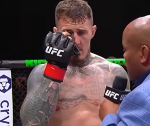 «Мне полпальца засунули в глаз». Заявления Аспиналла и Гана после не состоявшегося боя