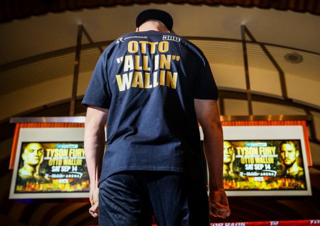 «Mexican style»: открытая тренировка Тайсона Фьюри — фото и видео фото - «Mexican style»: открытая тренировка Тайсона Фьюри — фото и видео