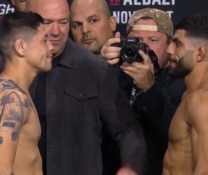 Морено побил Альбази. Все результаты UFC Fight Night 246