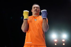 Усик и Фьюри провели открытую тренировку: фото