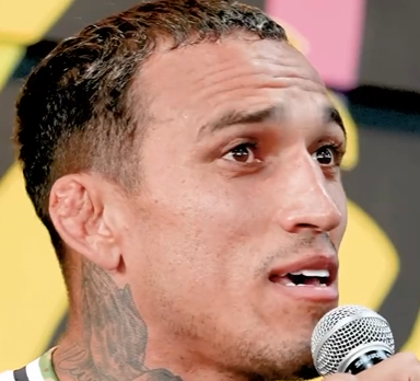 фото - «Топурия проявил неуважение». Экс-чемпион ответил Илии