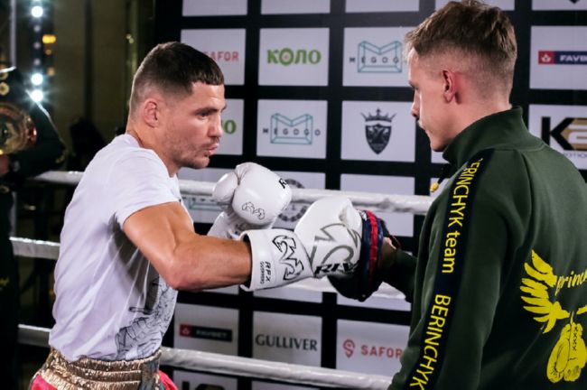 фото - Денис Беринчик и Виорел Симион провели открытую тренировку перед боем: фото