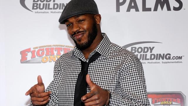 фото - Джон Джонс извинился за кокаин