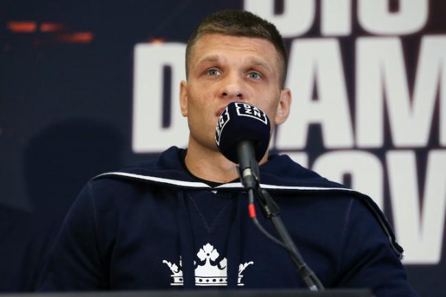 Геннадий Головкин и Сергей Деревянченко: дуэль взглядов — фото и видео фото - Геннадий Головкин и Сергей Деревянченко: дуэль взглядов — фото и видео