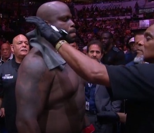 Льюис забил Тейшейру на UFC on ESPN 70: все результаты турнира