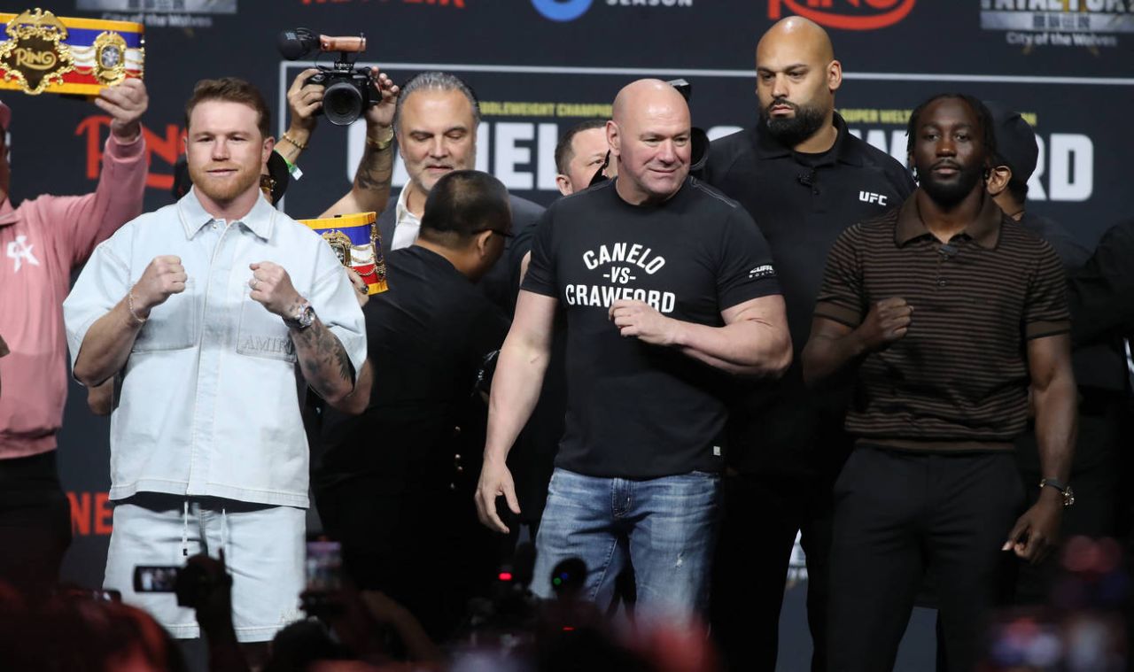 Александр Усик: между поясами и миллионами.jpg