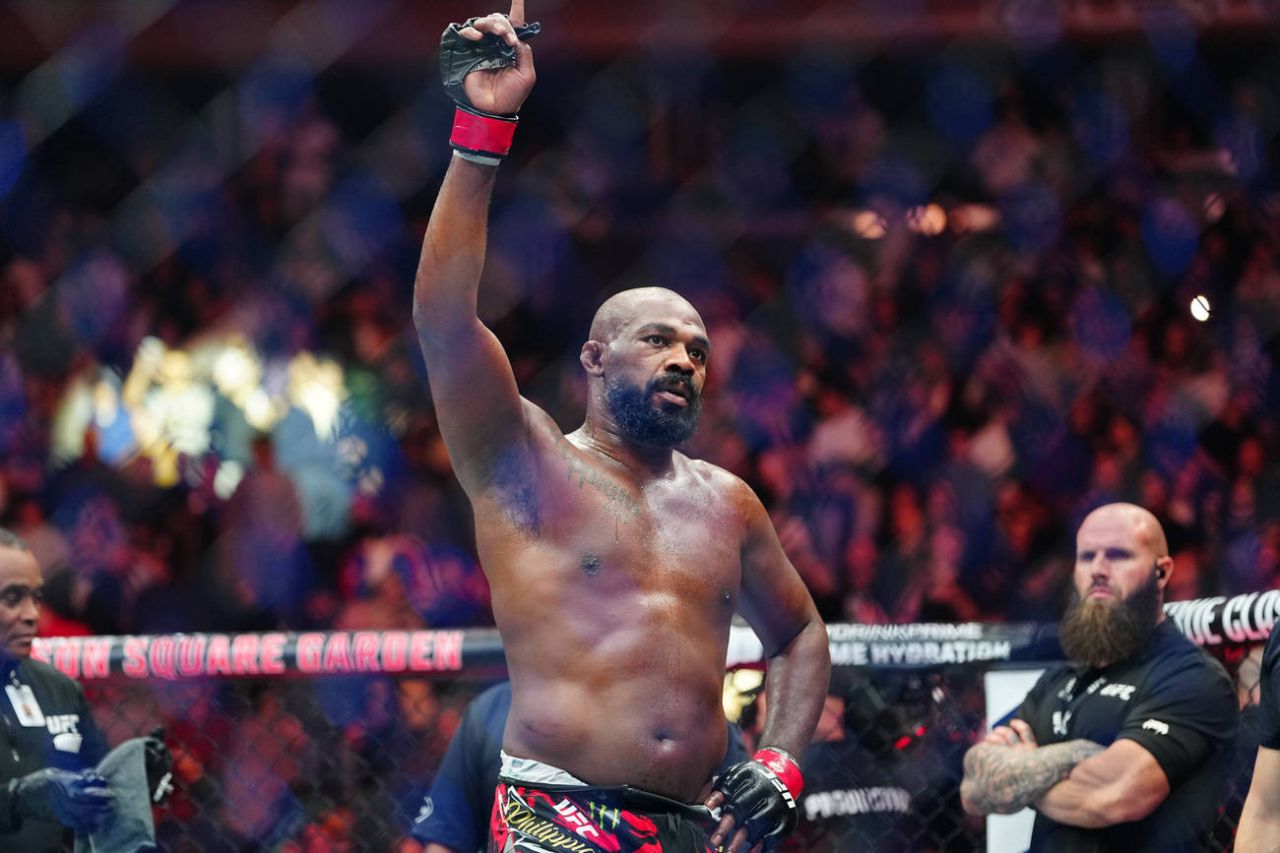 Уайт не хочет видеть Джонса на UFC White House. Реакция легенды.jpg