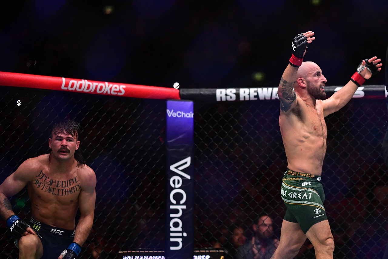 Повторение пройденного. Обзор, результаты, видео, бонусы UFC 325: Волкановски-Лопес 2