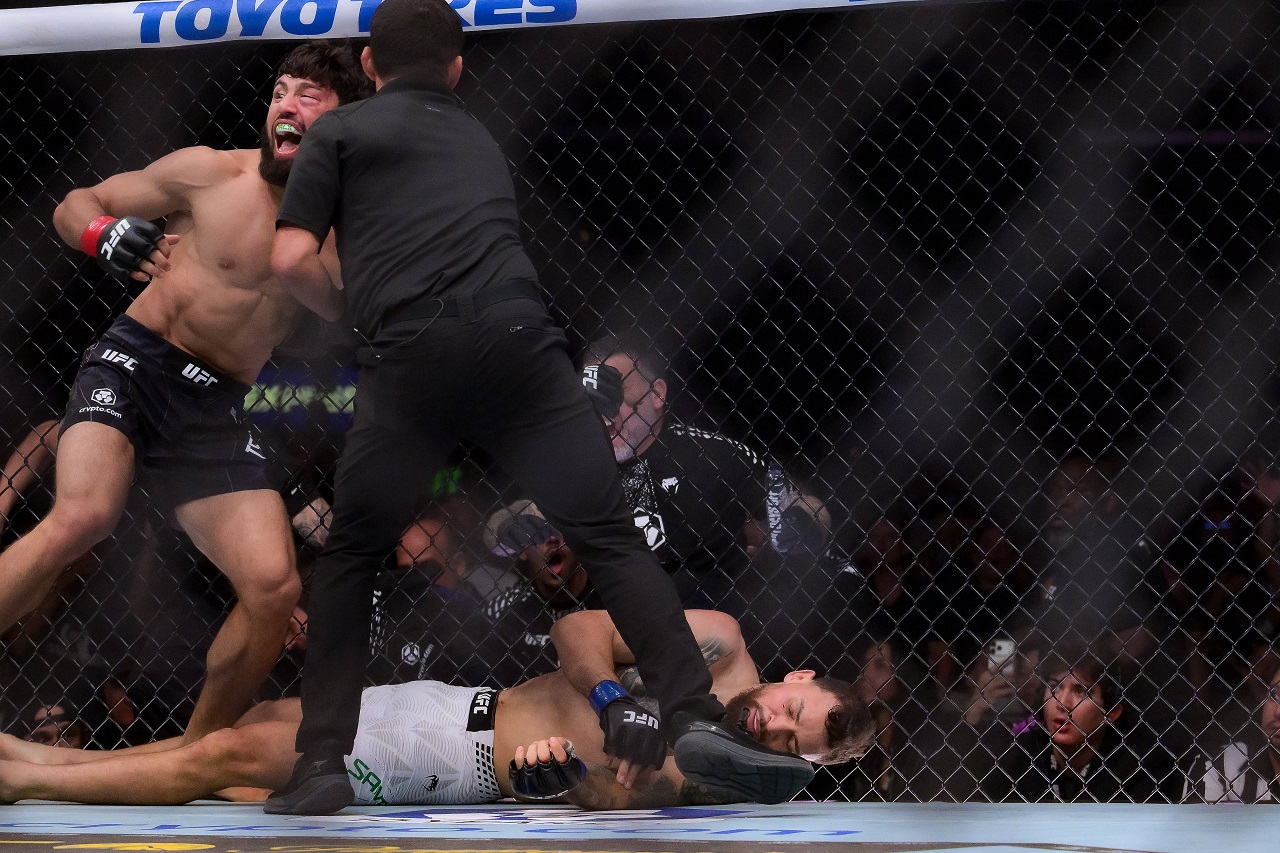 Ответы на вопросы — обзор UFC 331, триумф Вана и Царукяна