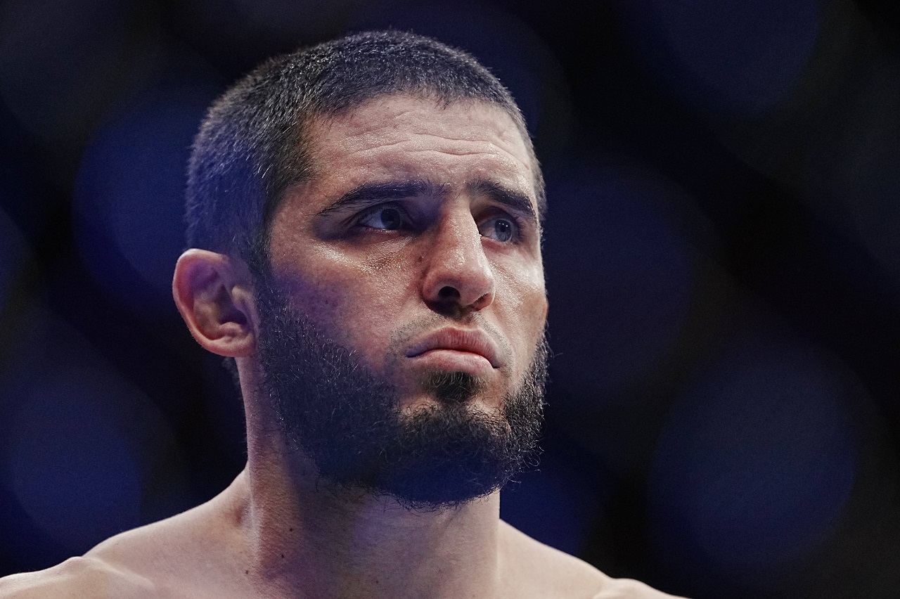 Гэрри увидел у Махачева пробелы и дыры Гэрри увидел у Махачева пробелы и дыры