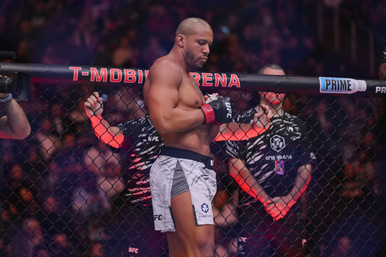 Первый блин. Обзор UFC 321 Первый блин. Обзор UFC 321