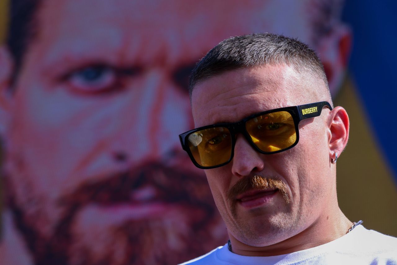 «Фьюри поддерживает человека, который помогает убивать украинцев». Интервью Александра Усика 