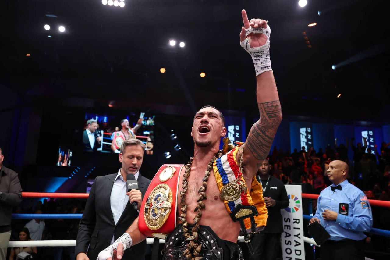 Глэнтон жёстко отреагировал на критику Zuffa Boxing.jpg