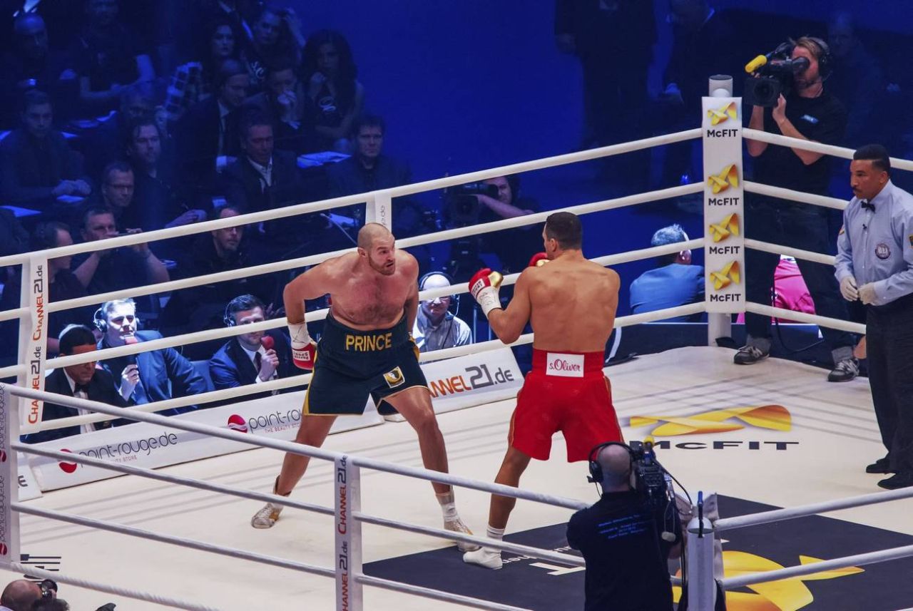 Зачем Фьюри возвращается в бокс: все варианты развития событий.jpg
