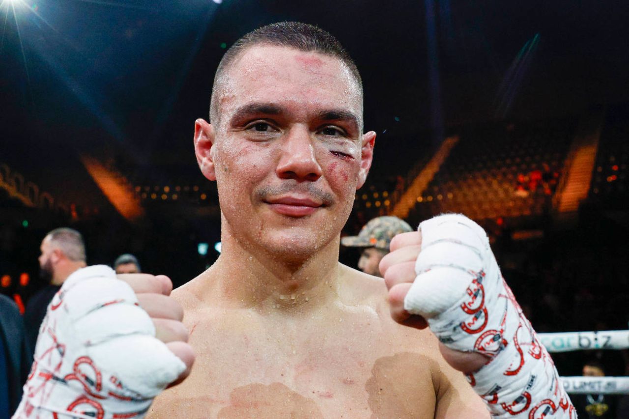 Это и есть мой ключ к успеху — Цзю в преддверии боя со Спенсом.jpg Это и есть мой ключ к успеху — Цзю в преддверии боя со Спенсом.jpg