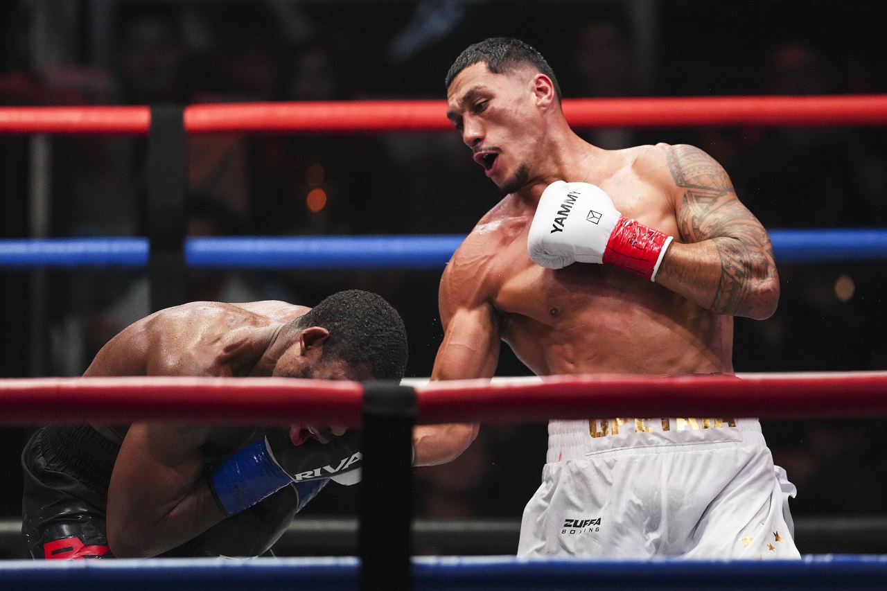 «Усик — постоянно движущаяся мишень». Опетая о сравнениях с украинцем