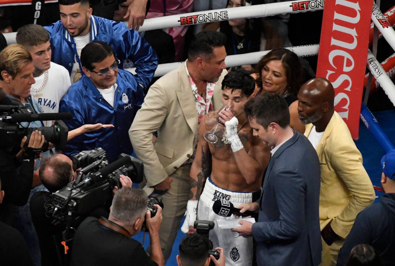 Марио Барриос – Райан Гарсия. Бойтесь своих желаний.jpg