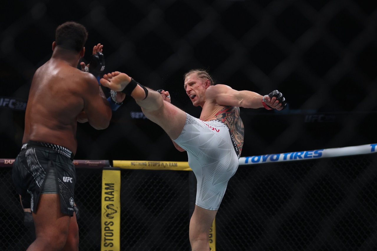 Александр Волков: «Я боюсь драться за титул UFC» 